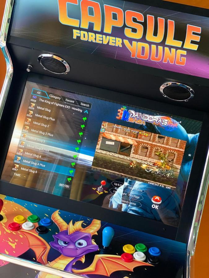 Capsule Forever Young - Jacuzzi - Sauna - Billard - Arcade De Jeux - Netflix & Home Cinema - Ping Pong Hastiere-par-dela Экстерьер фото