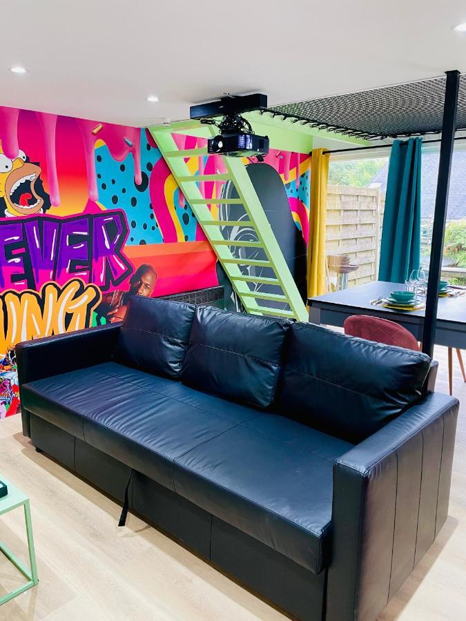 Capsule Forever Young - Jacuzzi - Sauna - Billard - Arcade De Jeux - Netflix & Home Cinema - Ping Pong Hastiere-par-dela Экстерьер фото