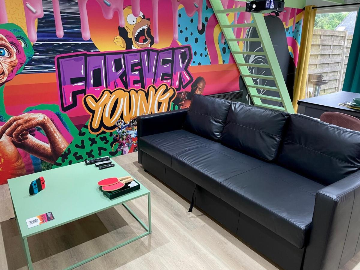 Capsule Forever Young - Jacuzzi - Sauna - Billard - Arcade De Jeux - Netflix & Home Cinema - Ping Pong Hastiere-par-dela Экстерьер фото